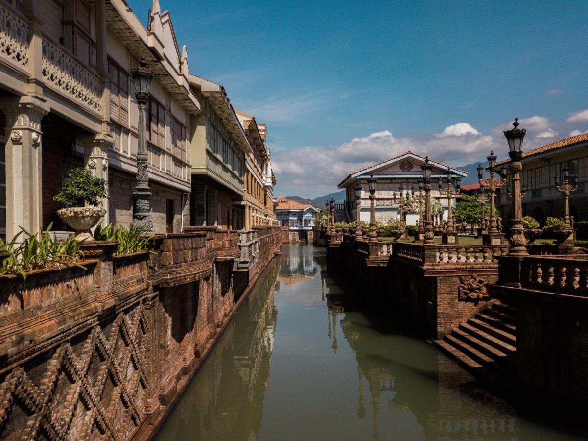 Las Casas Filipinas De Acuzar Bagac Exterior photo