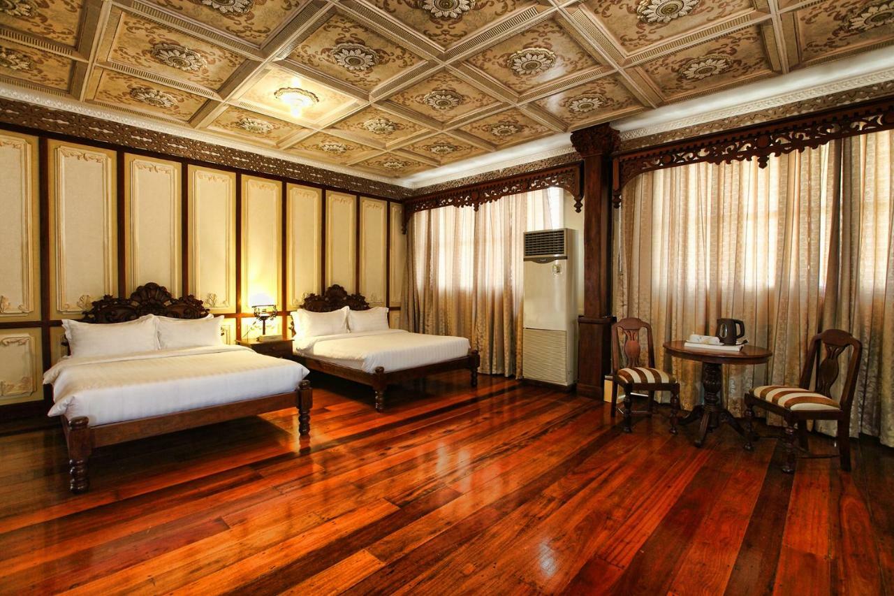 Las Casas Filipinas De Acuzar Bagac Exterior photo